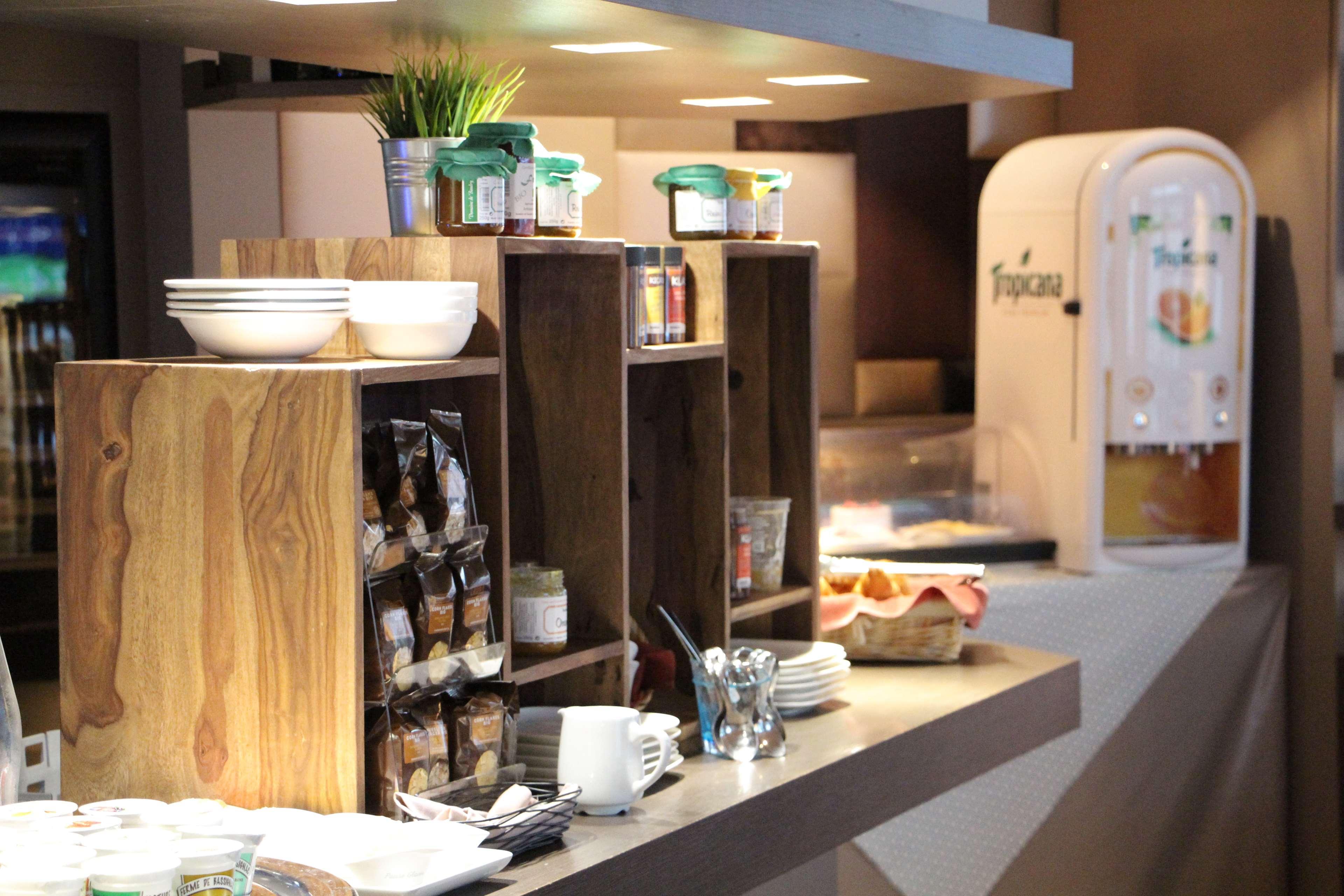 Kyriad Restaurant Centre Spa וישי מראה חיצוני תמונה